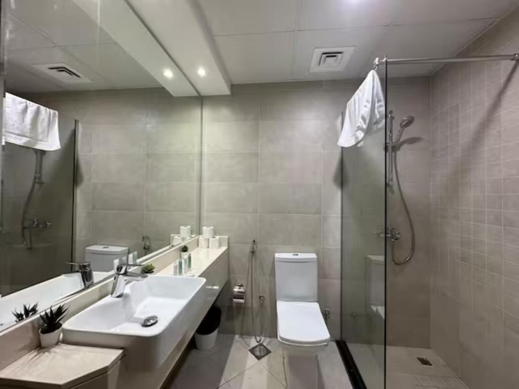 151 Jumeirah Gardens Apartment