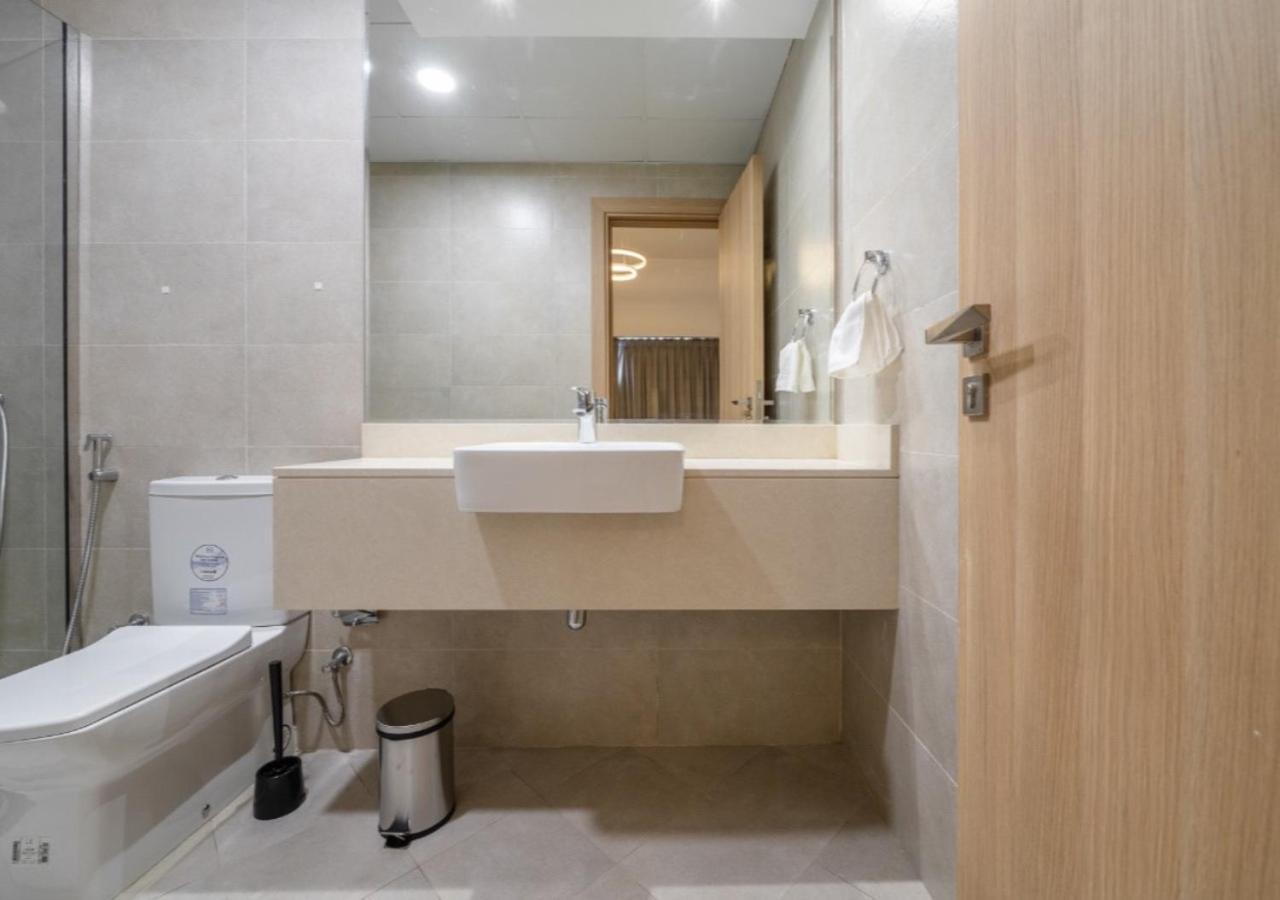 151 Jumeirah Gardens *