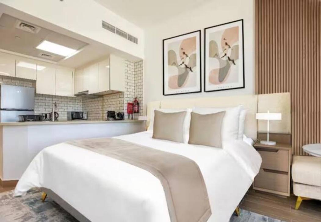 151 Jumeirah Gardens
