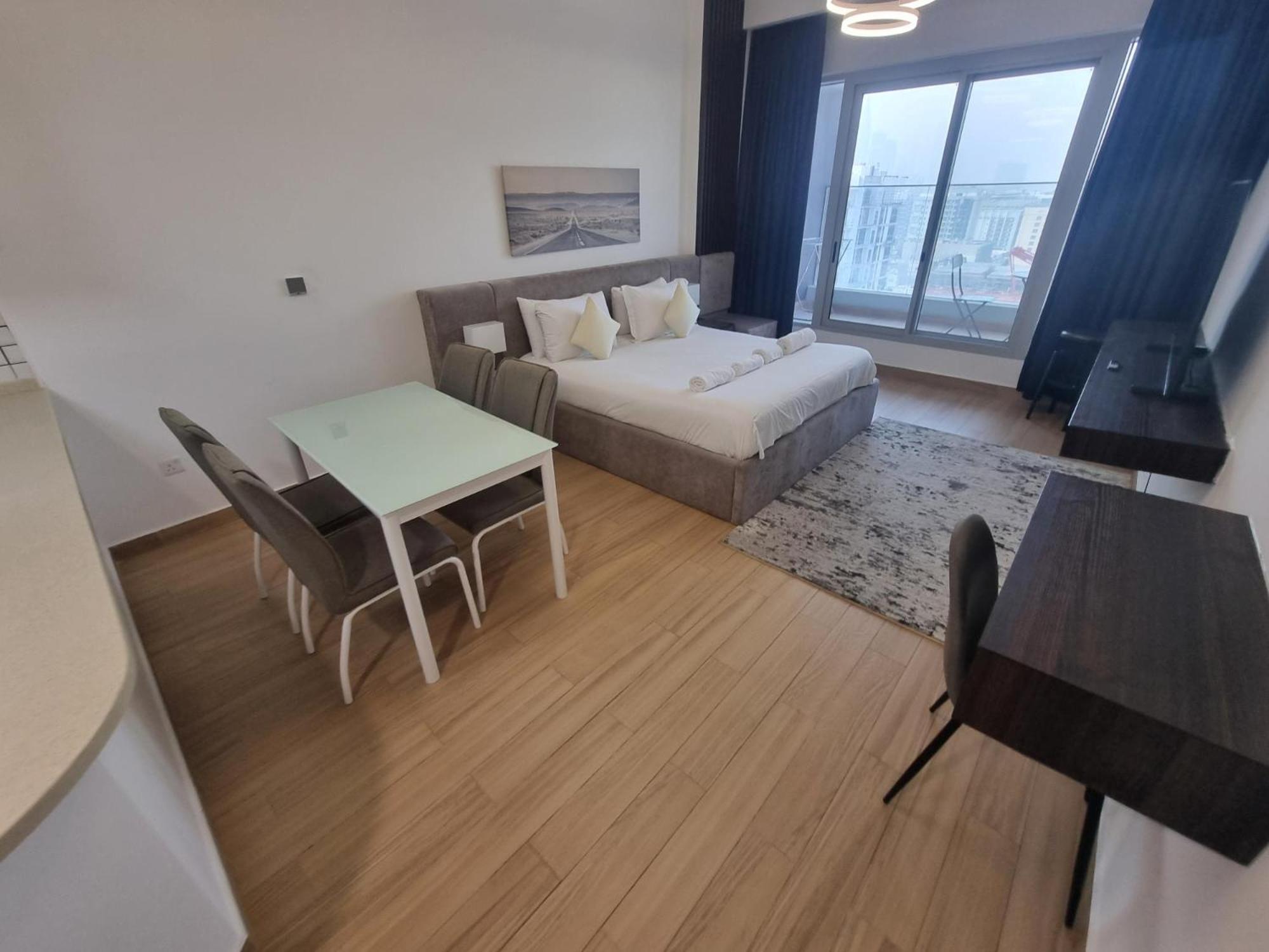 151 Jumeirah Gardens Apartment